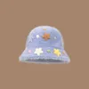 Sombreros de ala ancha Sombreros de cubo Japonés Dulce Estrella Pelo de conejo Sombrero de pescador Mujeres Invierno Felpa Espesado Sombreros de cubo Tendencia versátil al aire libre Gorro de lavabo cálido 230824