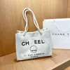 23SS Tasarımcı Kanalı Kadınlar Chanei Çanta Küçük Kokulu Çanta Kadınlar Yeni Kore Zinciri Çok yönlü moda çanta Kadın Çapası Çanta French Style Cüzdan Yuvarlak Çanta