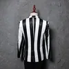 Erkek Suit Blazers Moda Baskılı Blazers Erkekler Koreli Günlük Takım Erkek İngiltere Ceket Studio Host Saç Stilist Sahnesi Zebra Stripe Ceket Erkekler 230824