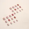 Falsas Nails 24 PCS / Caja Press On Cosmetics Pink Ombre Y2K Lindo Cuadrado Corto Medio Coreano Falso Conjunto Consejos de cubierta completa