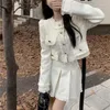 ツーピースドレス韓国のクロップドブレザースカート2セット女性ベージュブラックビンテージカジュアルトップロングスリーブ衣装ジャケットミニプリーツスーツ