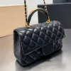 Vente en gros Mini sac à main fourre-tout 22B poignée en métal femmes sacs de créateurs de luxe exquis sacs à bandoulière en peau d'agneau rétro et sac de rangement de nécessité quotidienne de haute qualité