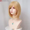 Perruques de cosplay Howl's Moving Castle Wizard Howl courte perruque jaune blonde avec boucles d'oreilles hurlantes collier cheveux résistants à la chaleur perruque de cosplay bonnet de perruque 230824