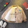 Donsjas Herfst Winter Warm Baby Jongens Thicke Gewatteerde Gewatteerde Jas 2023 Nieuwe Kinderen Fleece Jas Jongens Knappe Honkbal Uniform jassen x0825