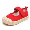 Sapatilhas 2023 sapatos de lona infantil verão novos estudantes coreano casual biscoito sapatos apartamentos respirável moda quente sapatos bonitos crianças sapatos l0825