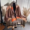 Sjaals Warme Kasjmier Poncho Dames Sjaal Luxe Paardenprint Pashmina Winter Sjaal Warp Bufanda Elegante Dikke Casual Deken Echarpe 230825