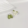 Brincos de garanhão 1 par Gardenia Studs Orelha Assimetria Moda Jóias Tecido Material Presente para meninas