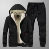 Conjuntos de treino masculino jaqueta calça quente pele inverno moletom cashmere tracksuit conjuntos masculinos velo grosso com capuz marca casual tracksuits 230824