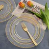 Dostępne naczynia obiadowe Transparent Gold Plastic Tray z srebrnym kubkiem Zestaw urodzinowy przyjęcie weselne 10 -osobowe pakiet 230825