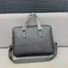 2023-män Laptop Bags Designer BROCFASES STORA HANDBAG BUSINESS TRIP OFFICK LÄDER LÄDER TOTE Bred axelrem Versatil Crossbody