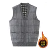 Gilet da uomo 2023 Cardigan invernale maglione per uomo retrò allentato casual moda coreana scollo a V cardigan scozzese gilet lavorato a maglia C11