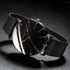 Montres-bracelets Mode explosive Simple Business Net Belt Quartz Montre pour hommes