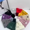 Boné de luxo Beanie Designer Bucket Chapéu Bonnet Homme Pra Marca de Moda Casquette Bonés de Beisebol Inverno Mulheres Chapéus de Malha de Lã Pom Crânio Gorros