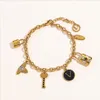 Elegante designer alla moda oro lettere placcate braccialetti donne Bangle s inossidabile stellovers braccialette per cuffia per cuffie gioielli Accessori di gioielli 20style 20style 20style