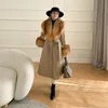 Womens Fur Faux European and American Street Fashion Coat for Women Plaid Real Red Collar Jacket Wool Blends Long Outerwear 230824