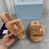 Designer Shoes Sandals Slippers Flip Flops Fashion Anti-slip Female Slides Women Furry Fluffy Faux Fur Brand Warm Indoor