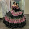 Svarta veet klänningar 2023 av axel plus storlek applikationer spets 3d blommor bow korsett vestidos de quinceanera bollklänning för söt 15 tjej 322