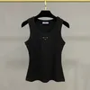 P-RA Designer Damestanktopjes Camis Tops Zomermode Meisjes Wit Zwart Geribbeld Katoenen hemdje Origineel merk Damesgebreide T-shirts Mouwloze T-shirts Dame Slanke vesten