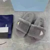 Designer Shoes Sandals Slippers Flip Flops Fashion Anti-slip Female Slides Women Furry Fluffy Faux Fur Brand Warm Indoor