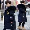 ダウンコート冬の新しい子供の綿服ビッグチルドレンズロングファッションウォームボーイズズコットンカラーキッズウィンタージャケットx0825