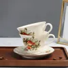 Muggar Floral Espresso Cups Europe Tea Cup and Saucers Sätt keramiskt muggkaffe med dessertplatta Elegant europeisk stil 230825