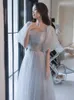 エスニック服の女性妖精の灰色のバックレスイブニングドレスセクシーな長いチュールプロムフォーマルパーティーガウン