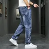Jeans da uomo multi-tasche larghi pantaloni streetwear da uomo cargo denim pantaloni dritti jeans taglie forti 40 42 44