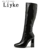 부츠 Liyke 2023 New Fashion Black Snake Print Leather Boots 여성 지퍼 가을 가을 겨울 무릎 높이 신발 사각형 발가락 발 뒤꿈치 부츠 T230824