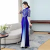 Etnisk kläder kinesiska klädkvinnor Bankett Cheongsam Long Eleganti Evening Slim Qipao Vintage Traditionella scendräkter Guld Velvet