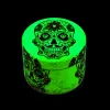 Luminous Skull Smoking Herb Tobacco Glow w ciemnym 4 -częściowym metalowym metalowym metalowym w pełnym kolorze drukowania szkieletowy szkielet ręczny 63 mm średnica LL