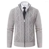 Pulls pour hommes Hommes Automne Hiver Cardigan Pull à manches longues Poches à glissière Patte à tricoter Manteau côtelé Garniture Wave Modèle