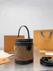 Designer Bag Women Crossbody Bag Luxury Round Bucket Påsar Handväska tryckt brun axelväska stor kapacitet