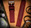 Titta på band Hemsut Canvas Red Quick Release Quality Nylon Straps and Heavy Duty Brushed Buckle 18mm 20mm 22mm 24mm 230825