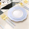 Engångs servis 60 datorer Middagsplattor Set Blue Plastic Tray med Gold Edge Silverware Wedding Party Supplies 230825