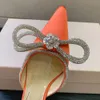 Scarpe abiti in raso Decorazione alla caviglia alla caviglia Bowknot punta di punta da donna Scarpe da sera di lusso Designer di lusso calzature di fabbrica