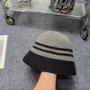 2023 invierno más nuevo hermoso color prendas de punto sombreros de bola camionero sombrero de diseñador de lujo gorra de camión de moda americana sombreros de béisbol casuales