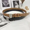 Ceinture en cuir pour femmes, ceinture en jean assortie avec tout, nouvelle mode décorative, ceintures de pantalon à boucle noire et argentée