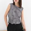 T-shirt da donna Miyake pieghe fatte a mano Bud senza maniche Top 2023 Estate stilista coreano stile sciolto sentirsi abiti di grandi dimensioni