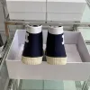 Stivali firmati Stringati Scarpe da donna in tela Arco di trionfo Suola spessa Piattaforma Scarpa casual All Star Colorato Nero e bianco Blu Classico stivale da cowboy a testa tonda