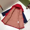 Kids Coats Kid Designer Baby Clede Coat Jacked Jackets Fasion Red Outderse Weer Warm Winter Italië Merk 100-150 cm