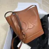 Borsa firmata Triomphe Borsa a secchiello CUIR Hobo in morbida pelle di vitello Borse a secchiello Borsa a mano in pelle di lusso di moda Borse a tracolla da donna casual