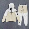 2023 Tech Fleece Designer WomanPant Спортивный костюм Мужские спортивные брюки Jogger Брюки Спортивные костюмы Низ Tech Fleece Man Joggers Костюм fashion ess