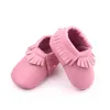 Första vandrare Spring Autumn Soft PU Material Baby Girl Shoes för 0-12 månad Baby Fringe Leather Newborn Baby Moccasins F1 L0826