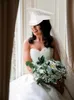 Berets 2023 mulheres casamento galinha fazer noiva chapéu branco militar rainha sargento capitão luxo pérola festival aniversário parte 230825