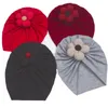 Gorro de algodão para bebês meninas, gorro quente de inverno com flor, acessórios para cabelo recém-nascidos, cores doces, gorro de flor, adereços para sessão de fotos para crianças