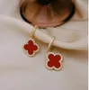 Designerörhängen fyrbladklöver örhänge röd färg för kvinnor 18k guldljus lyxig designer smycken för kvinnor valentin dag gåva