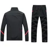 Chándales para hombres Conjuntos de ropa deportiva Primavera Otoño Chándal de 2 piezas Traje deportivo Chaqueta Pantalón Sudadera Hombre Ropa de tren al aire libre Tamaño asiático 230826