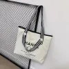 Ry Designer Marki Czarne białe torby zakupowe Kobiety Trójkąt Etykieta Wodoodporna torba podróży Duża pojemność Nylon Mommy Tote P230325 Y0IB