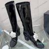 2023-bottines pour femmes bottes au genou concepteur talons épais 6 cm texture matelassée en cuir verni soie avec fermetures à glissière bottes de pluie chevalier bottes de moto occidentales