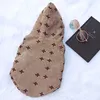 Casaco estampado com capuz para cães, colete de marca de moda para cães e gatos, jaquetas espessadas, schnauzer, bichon, corgi, pelúcia, filhote de cachorro, casacos para animais de estimação